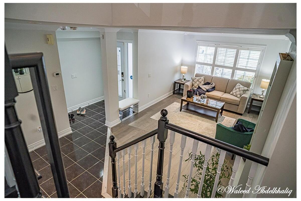 Sunroom House - 4 Bedrooms Миссиссага Экстерьер фото