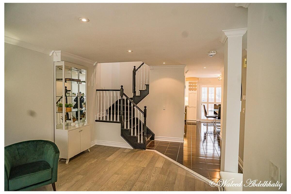Sunroom House - 4 Bedrooms Миссиссага Экстерьер фото