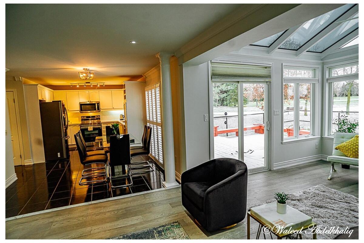 Sunroom House - 4 Bedrooms Миссиссага Экстерьер фото